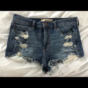 Hollister Vintage High Rise Shorts